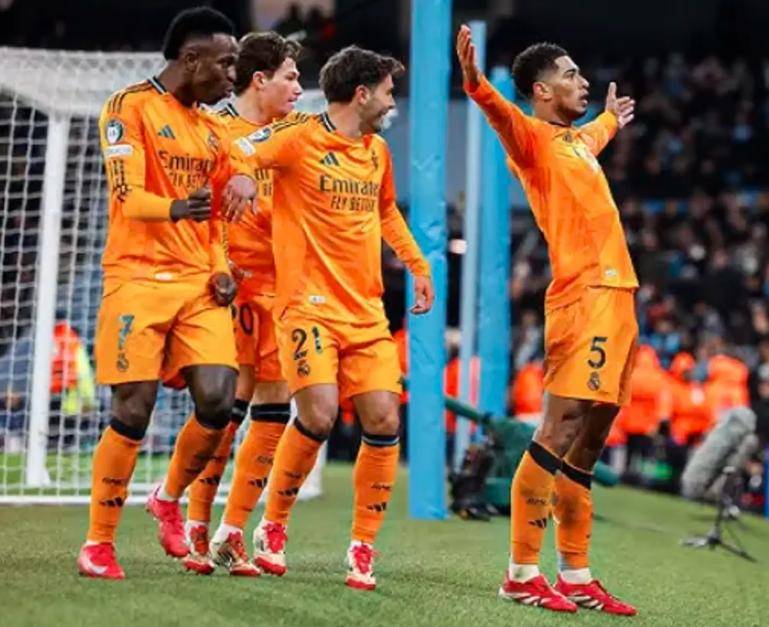 曼联赢球、皇马掉榜？我挖了挖那个超级计算机预测，发现了一些…