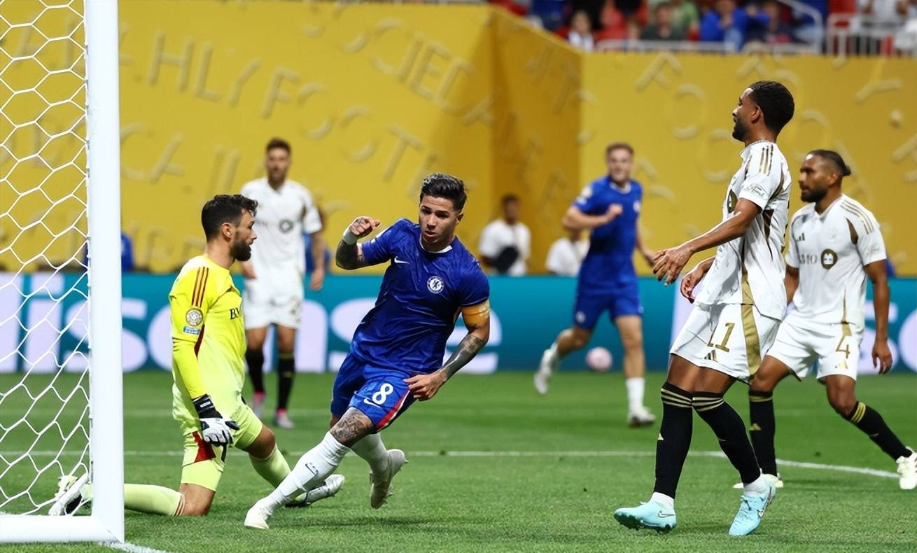 凌晨4点，世俱杯欧冠激战，恩佐反戈旧主，37岁天使告别战