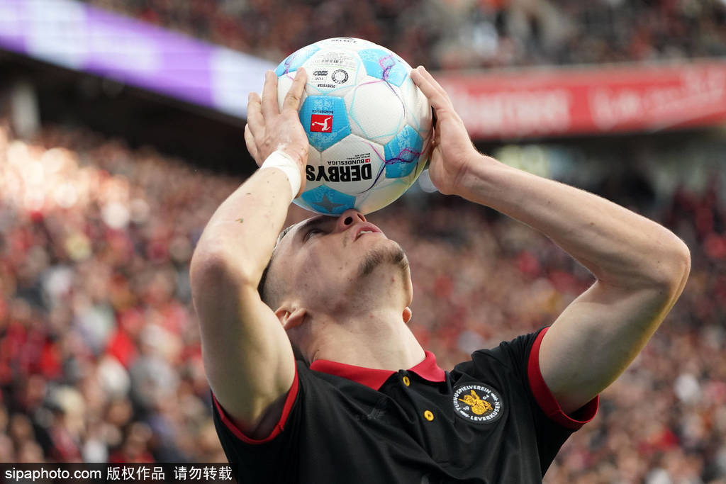 利物浦强硬拒绝拜仁巨额报价，路易斯·迪亚斯去留成焦点